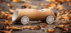 Toy car