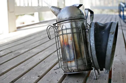 Bee smoker