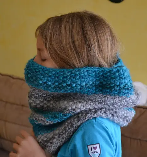 Knitted snood