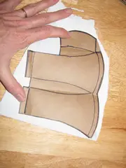 Transfer the pattern to leather and cut it out.
