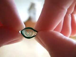 1. to make a marquise, start off with a loose circle, then pinch it on opposite sides.