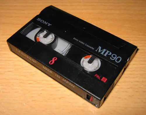 Video 8 cassette